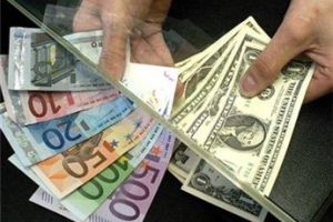 العملات: استقرار على سعر صرف الدولار مقابل
