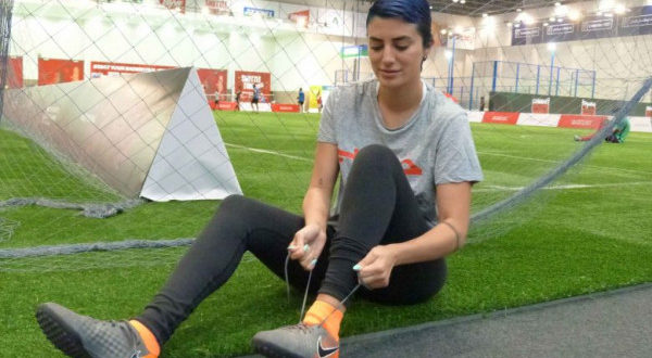 You are currently viewing سجى كمال.. أول فتاة سعودية تنضم إلى نادي “أرسنال” لكرة القدم