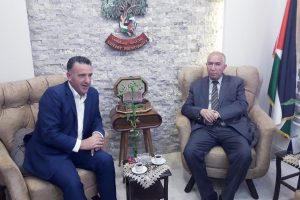 بلدية سلفيت تستقبل وفدا من جامعة الزيتونه للعلوم والتكنولوجيا