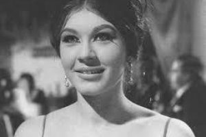 الموت يغيب الممثلة المصرية شويكار عن عمر يناهز 82 عاما