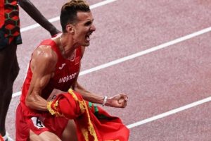 سفيان البقالي يمنح المغرب أول ذهبية في أولمبياد طوكيو