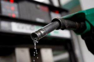أسعار المحروقات لشهر أيلول: انخفاض البنزين وثبات السولار والغاز