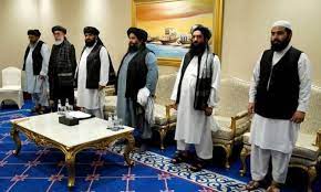 You are currently viewing وفد الحكومة الأفغانية يبدأ مباحثات مع مسؤولين خليجيين في العاصمة القطرية