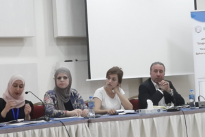 اجماع حكومي ومجتمعي على اعداد خطة تكاملية لضمان التشغيل والعمل اللائق دون تمييز
