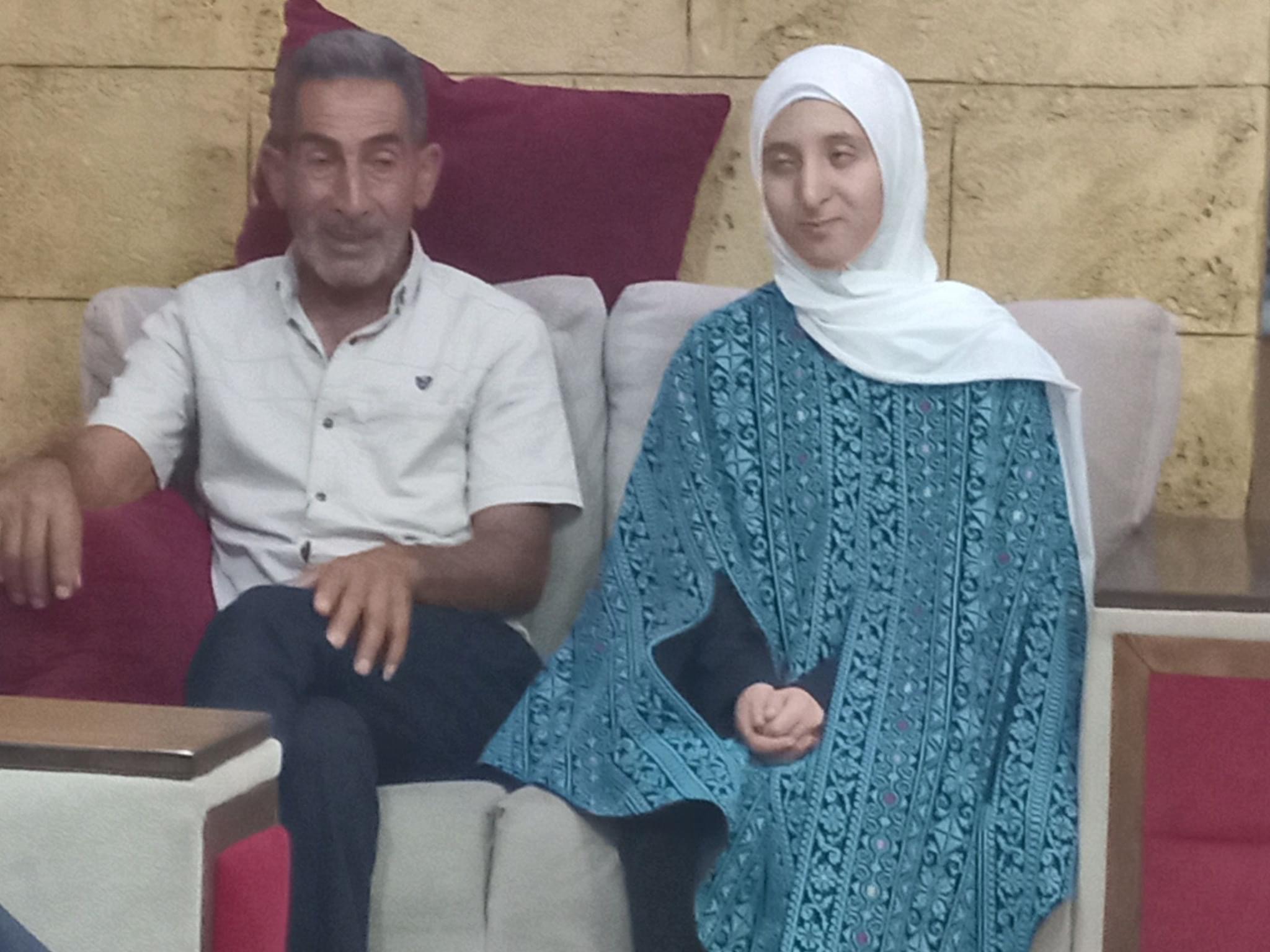 You are currently viewing سيدرا طبش تتحدى فقدان البصر ببصيرة قادتها للنجاح