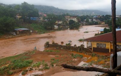 ثمانية قتلى بانهيارات أرضية وفيضانات في سيراليون