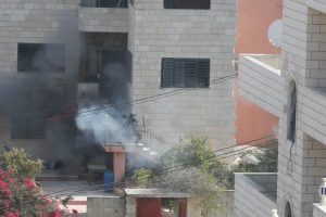 بين الموت أو أسر الأبناء.. الاحتلال يتفنن في قهر الآباء