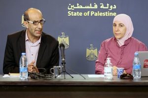 لقاء يوصي وسائل الإعلام بتجنب اللغة التي “تطبع الانتحار”