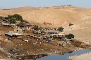 “العليا الإسرائيلية” تؤجل النظر في قضية إخلاء الخان الأحمر