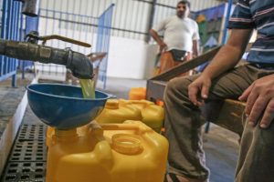 “المعابر والحدود”: منع إدخال زيت الزيتون إلى الأردن