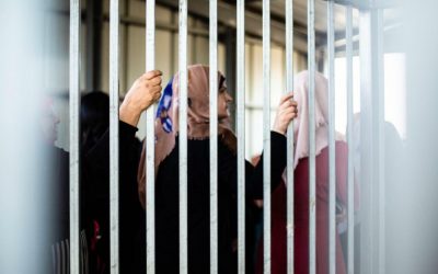 معطيات تظهر معاناة الأسيرات الفلسطينيات داخل سجون الاحتلال