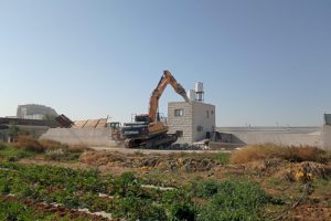 الاحتلال يشرع بعمليات هدم منازل في قرية الديوك التحتا غرب أريحا