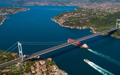 تركيا: تعليق حركة السفن بمضيق البوسفور بسبب جنوح سفينة شحن