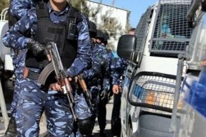 الخليل: كشف ملابسات سرقة مركز لطب الأسنان والقبض على هارب