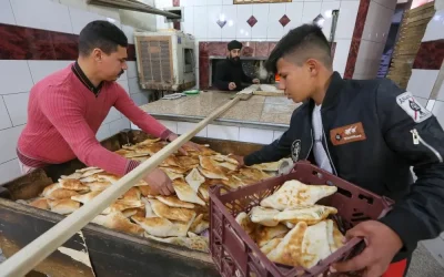 خبز “الصمون” كنز وطني يرافق كلّ الأطباق العراقية