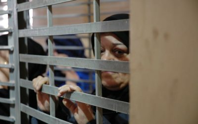 بينهن طفلتان.. 29 أسيرة يقبعن في سجون الاحتلال