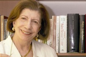 وزارة الثقافة تنعى الشاعرة والأديبة سلمى الجيوسي
