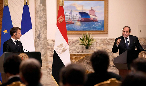 You are currently viewing <a href="https://www.alquds.com/ar/posts/157044">قمة مصرية فرنسية أردنية مرتقبة في القاهرة لبحث وقف النار في غزة</a>