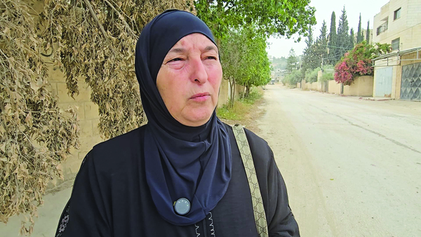 You are currently viewing <a href="https://www.alquds.com/ar/posts/159191">عريب حواشين من جنين: البوابة الحديدية لن تنال من عزيمتنا ولن نسمح بتهجيرنا</a>