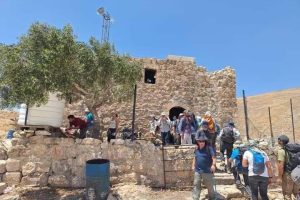 “بيت الشيخ”