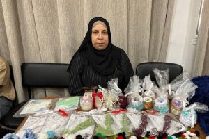 نسرين بيرقدار.. من المخيم إلى ميادين التمكين: تكتب حكاية الأمل بإصرار