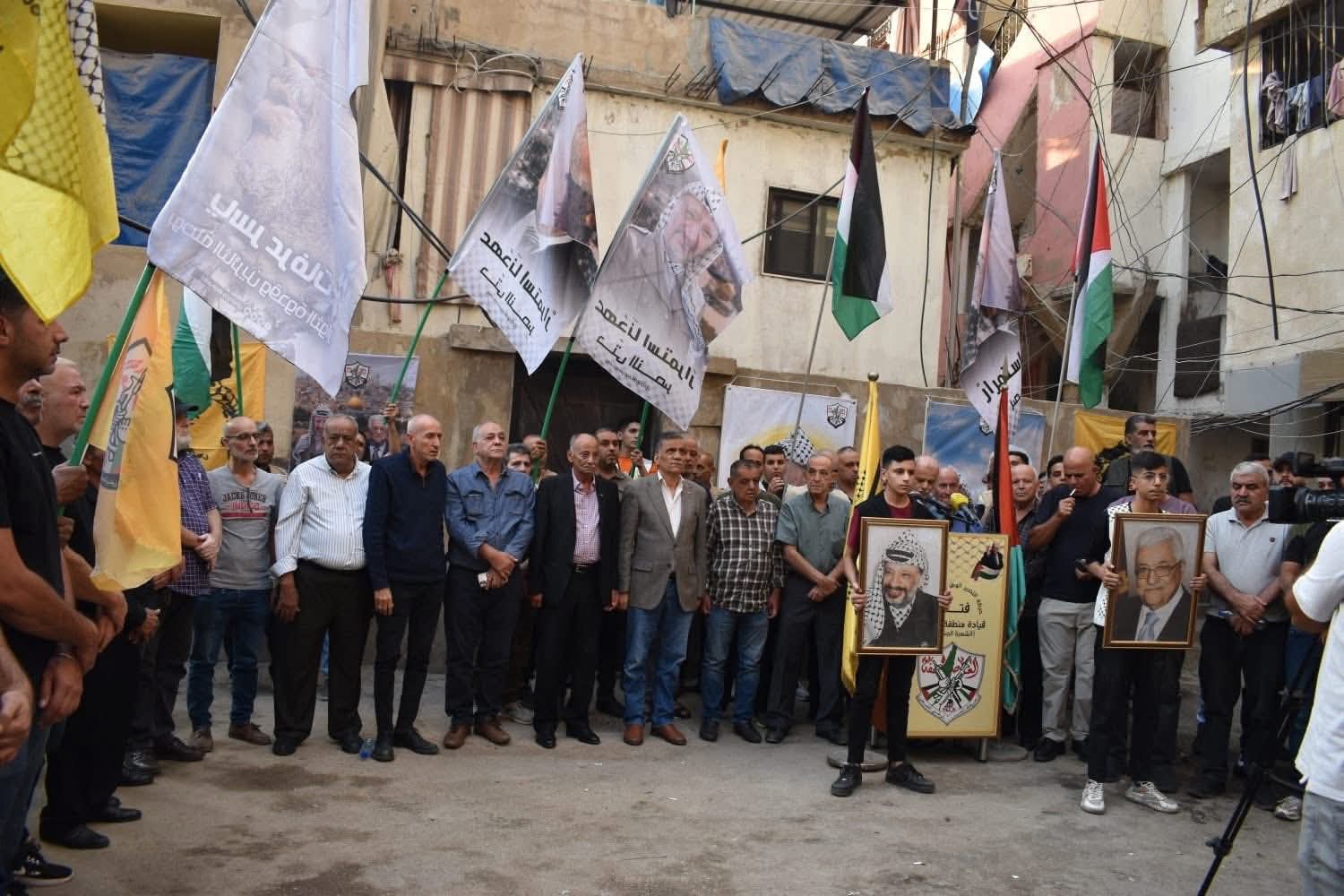 You are currently viewing تحت راية فلسطين.. إحياء الذكرى الـ21 لاستشهاد أبو عمار في لبنان