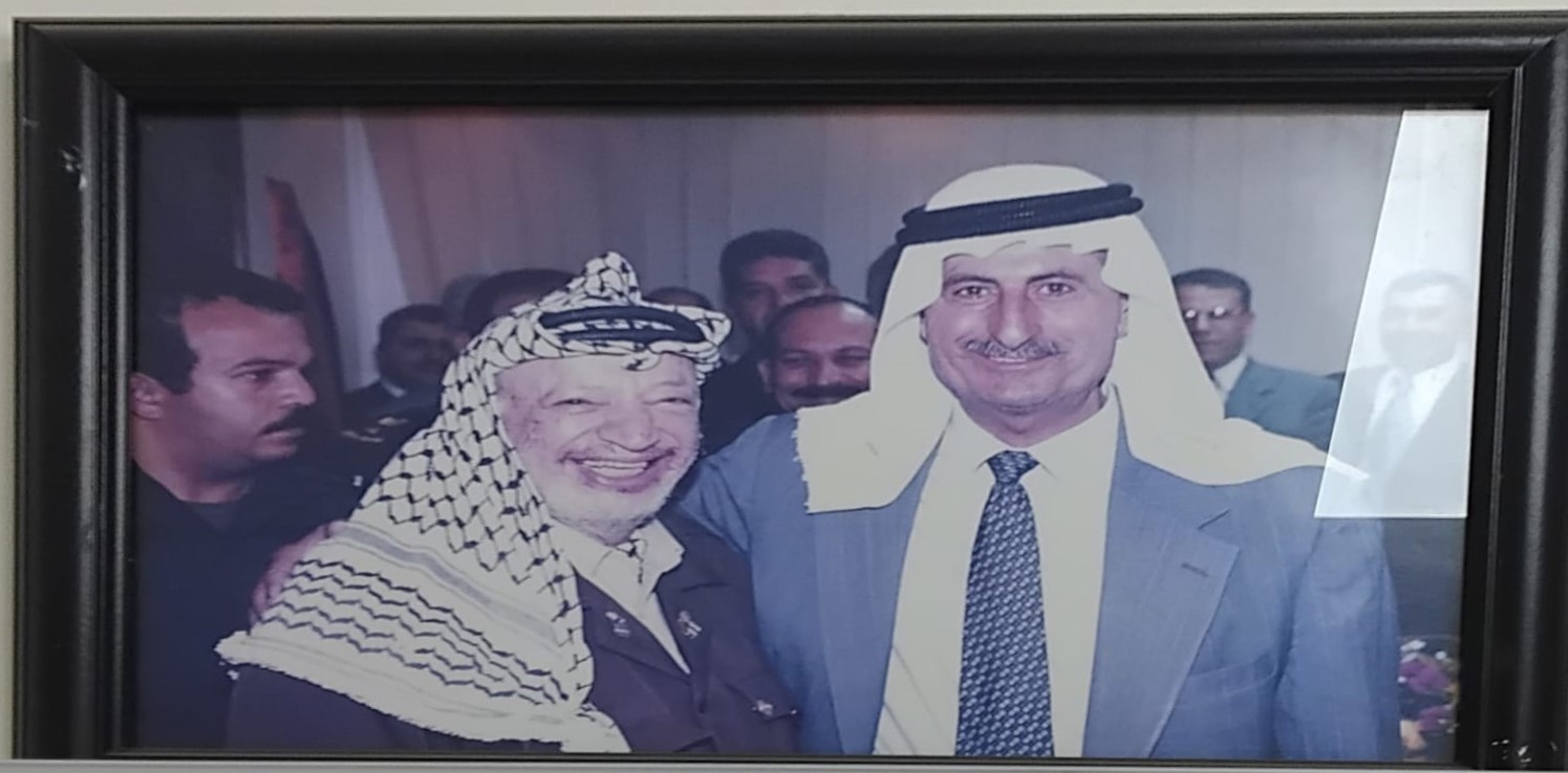 You are currently viewing داود الزير يستعيد سيرة أبو عمار.. مدرسة الوحدة والقيادة