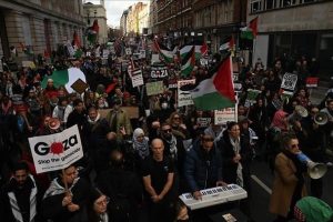 بريطانيا: 1028 عضوا في المجالس المحلية يدعون إلى عدم التعاون مع إسرائيل