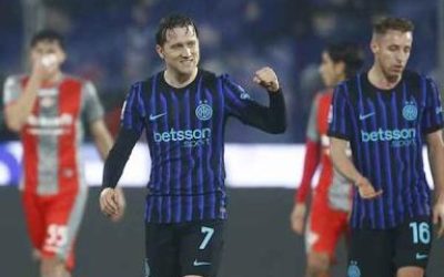 إنتر ميلان يعزز صدارته للدوري الإيطالي بثنائية في شباك كريمونيزي