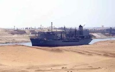 تصعيد عسكري في الخليج: غارات أمريكية تستهدف جزيرة ‘خرج’ الإيرانية وترامب يهدد شريان النفط