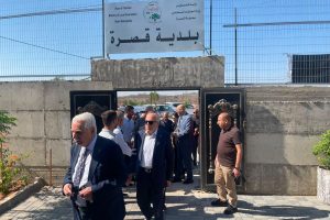 وفد وزاري يتفقد بلدة قصرة ويطّلع على احتياجاتها من المشاريع التطويرية والخدمية لتعزيز صمودها