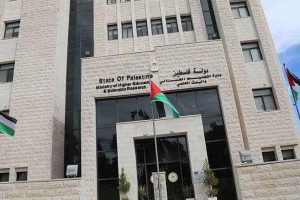 جدل واسع في فلسطين عقب اعتماد نظام ‘التعليم المفتوح’ للمرحلة الأساسية