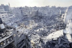 وزير إسرائيلي يتوعد بسحب جنسية صانعي فيلم يوثق مجازر غزة