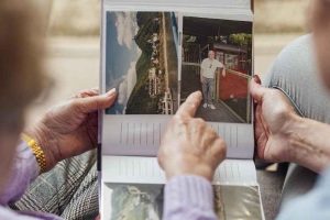 بين الهفوات العادية وأعراض ألزهايمر.. متى يصبح النسيان مؤشراً يستوجب التدخل الطبي؟