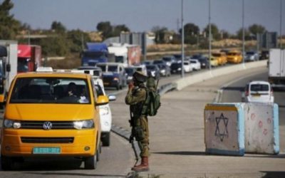 تقرير: 925 حاجزا وبوابة عسكرية تعيد تشكيل الجغرافيا الفلسطينية في الضفة