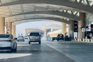تصعيد حوثي يستهدف الرياض والدمام وواشنطن تدرس خيار التدخل العسكري